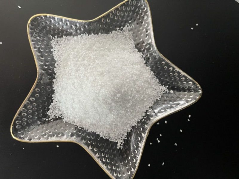 白刚玉喷砂与其他喷砂材料的对比分析